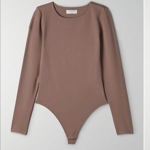 Babaton Contour Bodysuit - Long sleeve crewneck